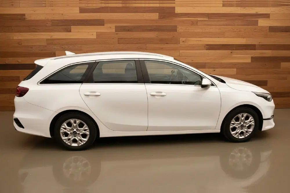 Kia Ceed 1.0 T-GDi DynamicLine uit 2022, foto 6
