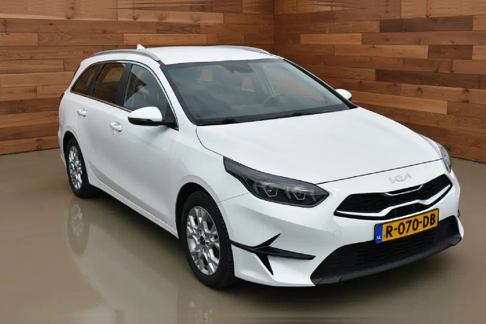 Kia Ceed 1.0 T-GDi DynamicLine uit 2022, foto 7