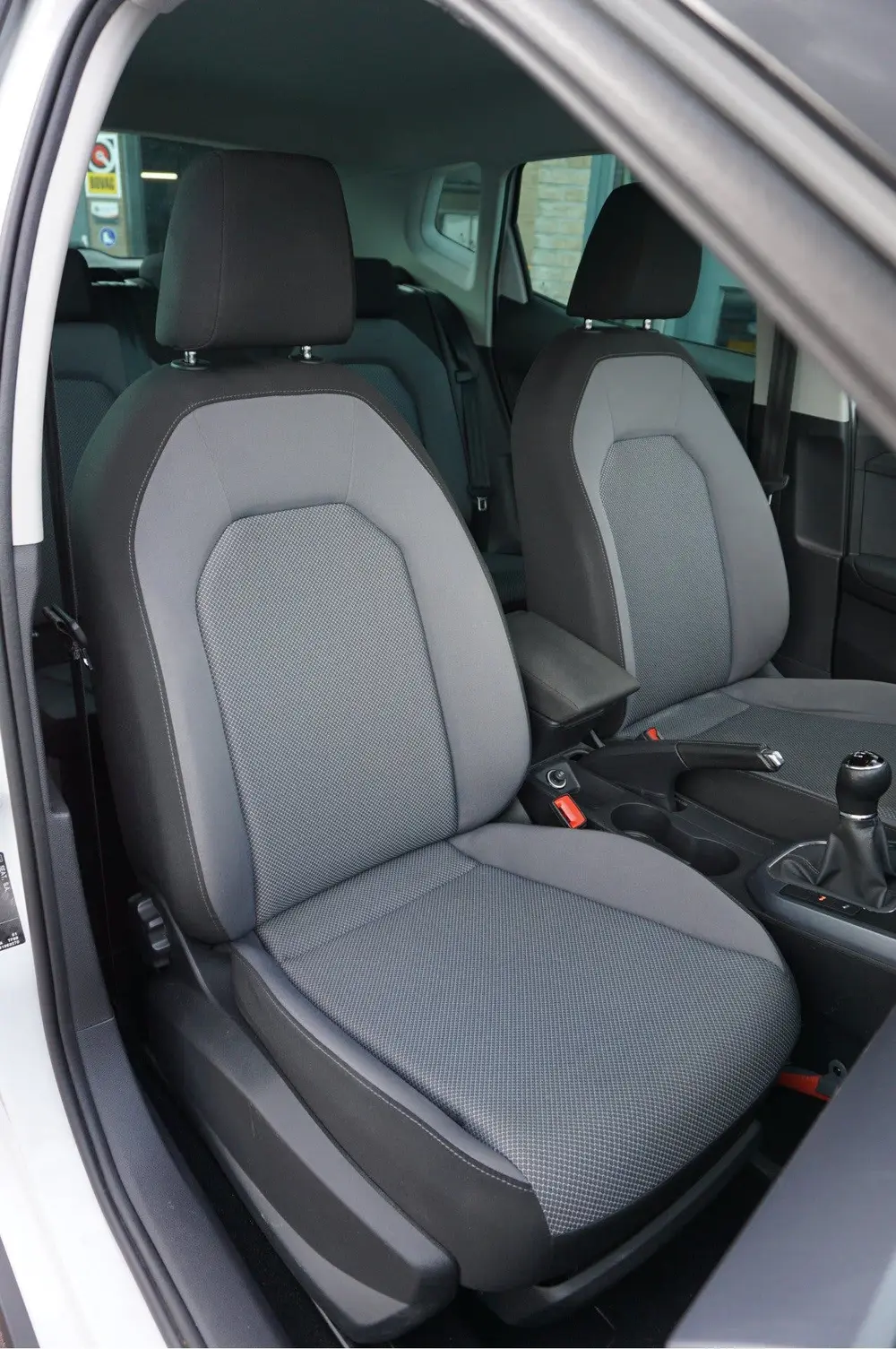 SEAT Arona 1.0 TSI Style Business Intense (bj 2019) uit 2019, foto 17