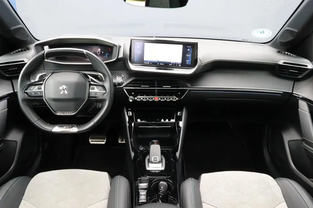 Peugeot 208 1.2 PureTech GT-Line uit 2021, foto 3