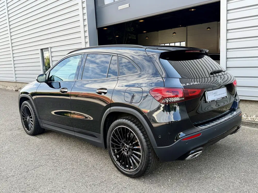 Mercedes-Benz GLA GLA 250e Luxury LED uit 2020, foto 7