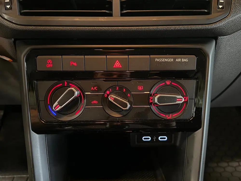 Volkswagen T-Cross 1.0 TSI Navi Carplay|Blindspot|Cruise|Air uit 2021, foto 20
