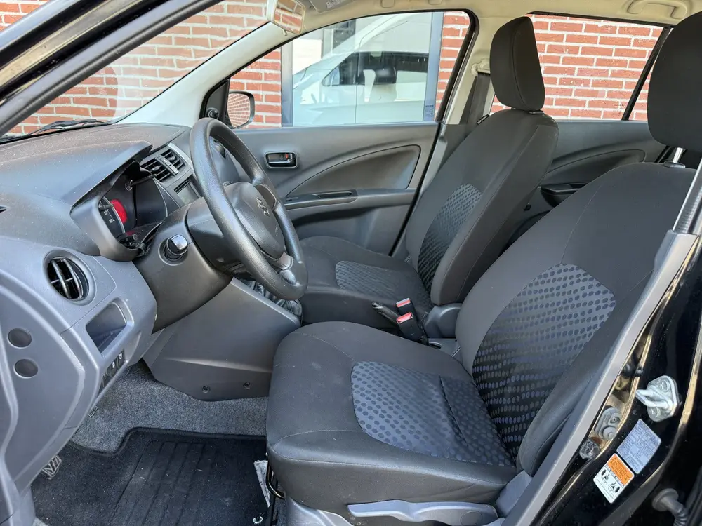 Suzuki Celerio 1.0 Comfort  park sensor  Navigatie uit 2019, foto 12