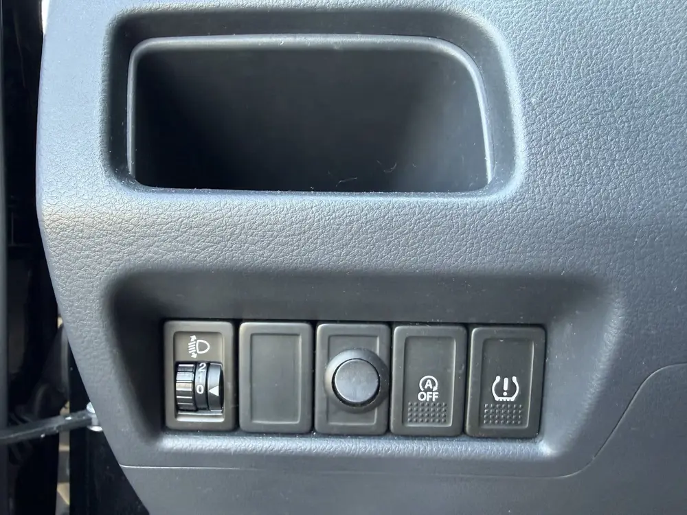 Suzuki Celerio 1.0 Comfort  park sensor  Navigatie uit 2019, foto 17