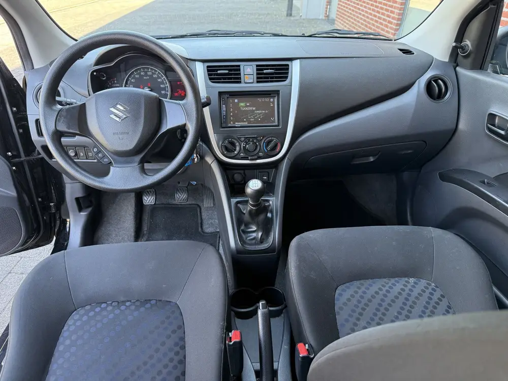 Suzuki Celerio 1.0 Comfort  park sensor  Navigatie uit 2019, foto 3