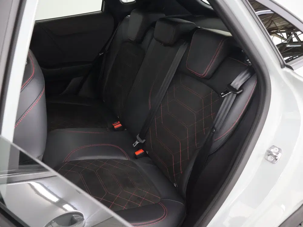 Ford Puma 1.0 EcoBoost Hybrid ST-Line X uit 2024, foto 12