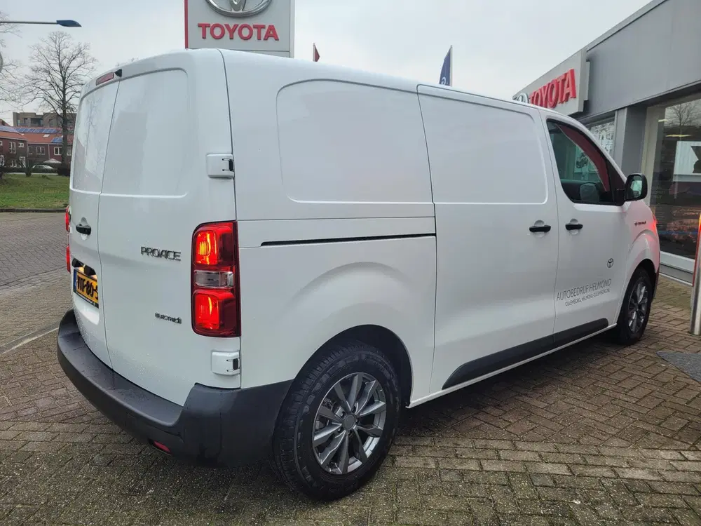 Toyota Proace Extra Range Navigator BTW auto uit 2023, foto 5