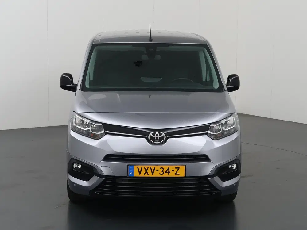 Toyota Proace City 1.5 D-4D uit 2023, foto 3