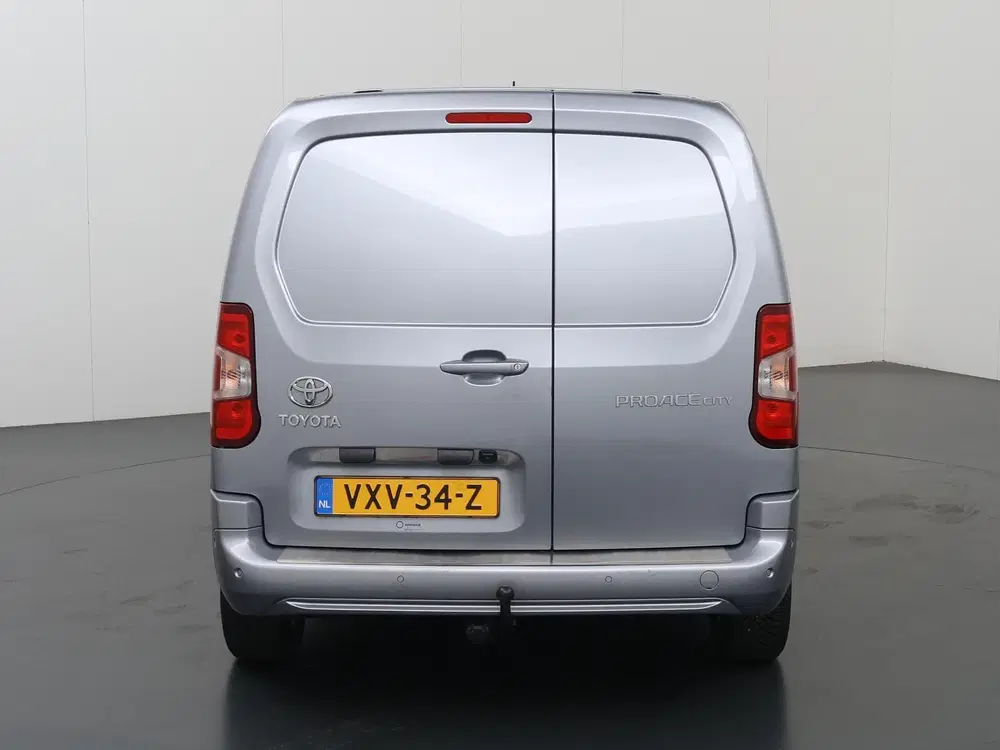 Toyota Proace City 1.5 D-4D uit 2023, foto 4