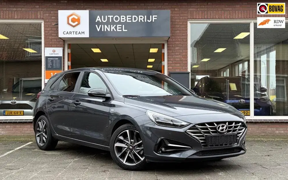 Hyundai i30 1.5 T-GDi MHEV Premium*Camera*Carplay*Crui uit 2024
