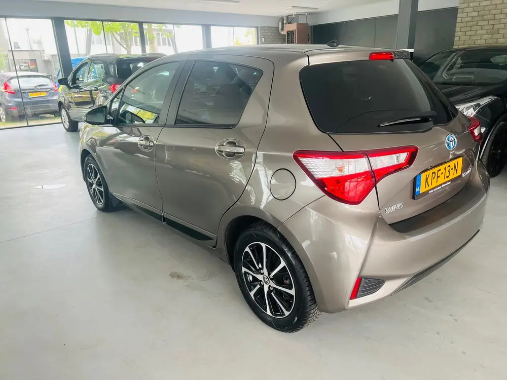 Toyota Yaris 1.5 Hybrid Dynamic uit 2019, foto 6