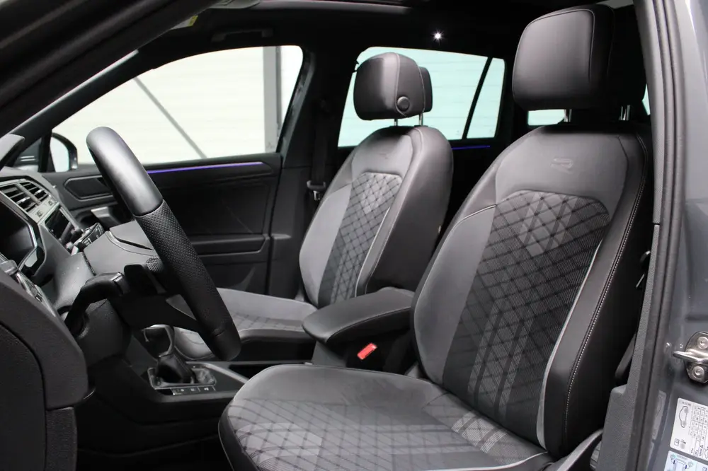Volkswagen Tiguan 1.5 TSI R-Line l 3x R-Line Pano ACC IQ uit 2021, foto 20