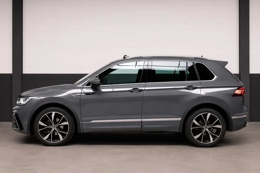 Volkswagen Tiguan 1.5 TSI R-Line l 3x R-Line Pano ACC IQ uit 2021, foto 5