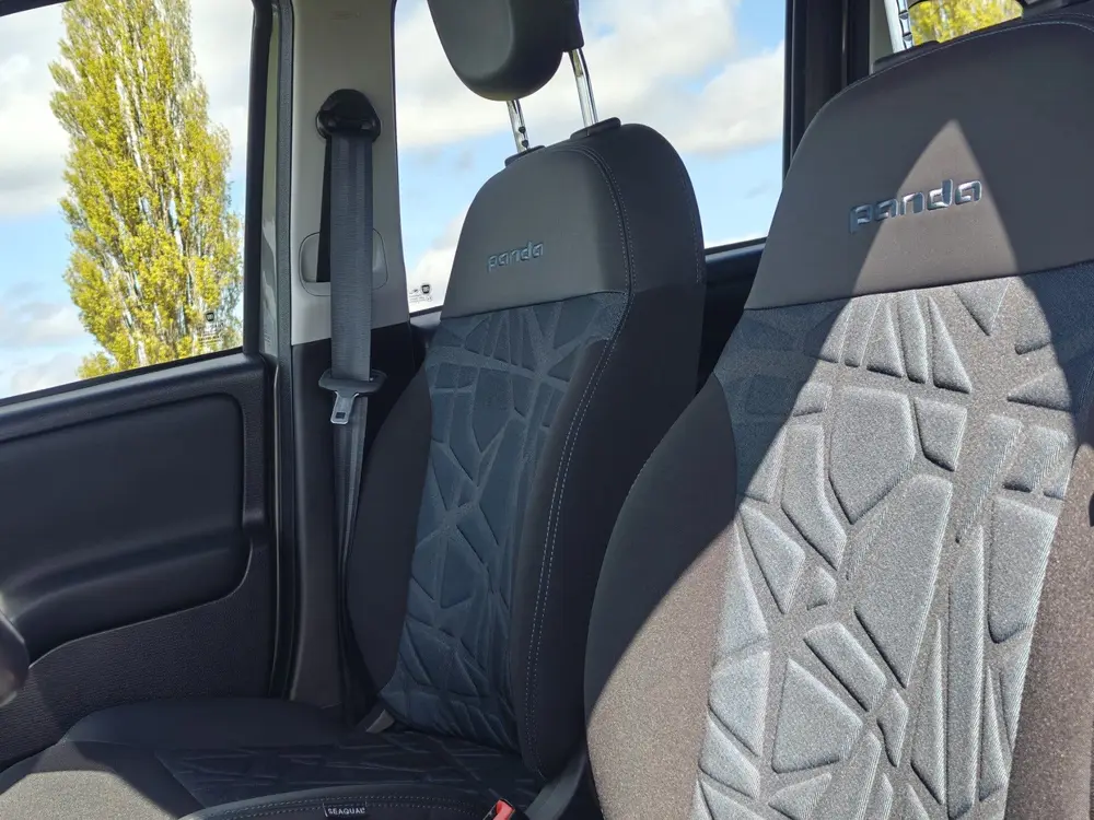 Fiat Panda 1.0 Hybrid Launch Edition (bj 2020) uit 2020, foto 12