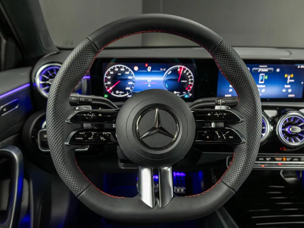 Mercedes-Benz A-Klasse 250 e Business Solution AMG uit 2026, foto 13