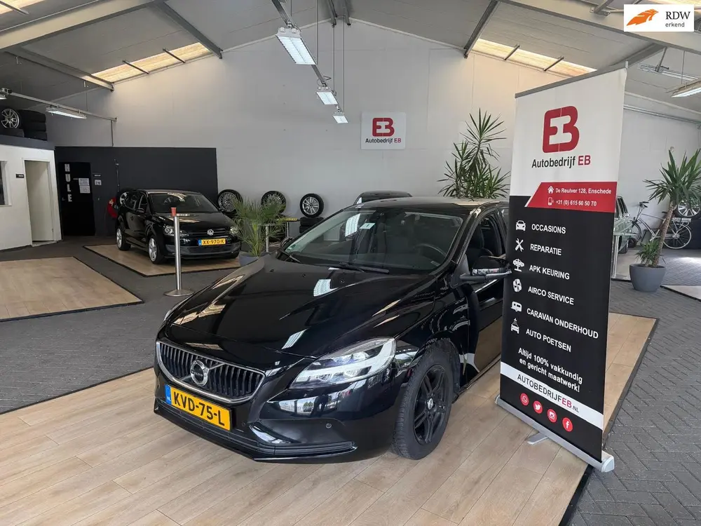 Volvo V40 2.0 T2 Inscription uit 2019