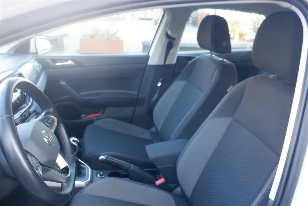 Volkswagen Polo 1.0 TSI 95pk Life PDC voor en achter -CARPLA uit 2023, foto 10