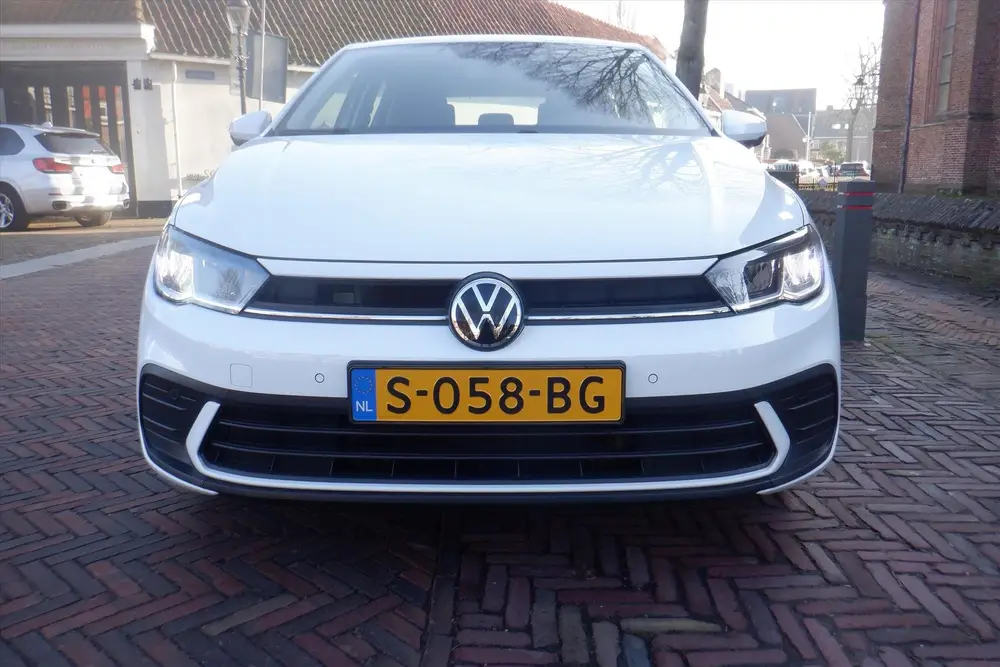 Volkswagen Polo 1.0 TSI 95pk Life PDC voor en achter -CARPLA uit 2023, foto 5