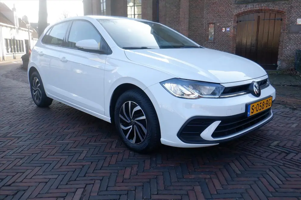Volkswagen Polo 1.0 TSI 95pk Life PDC voor en achter -CARPLA uit 2023, foto 6