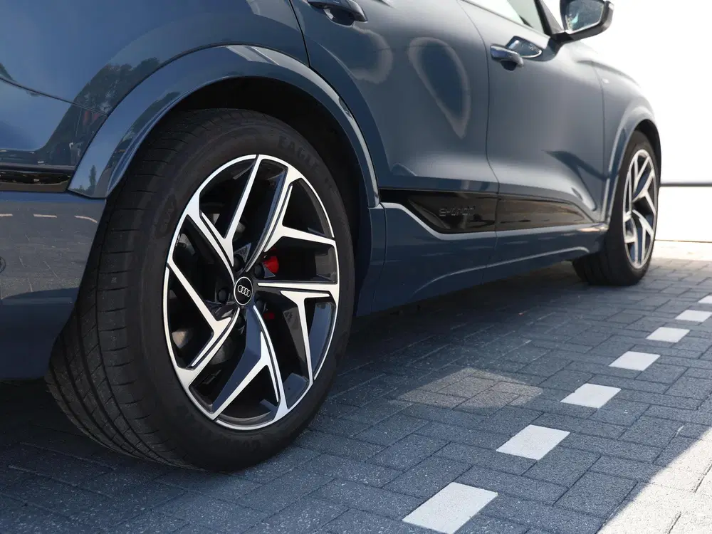 Audi Q6 e-tron S-Line 83 kWh 252 pk uit 2026, foto 18
