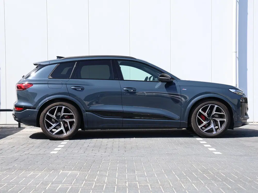 Audi Q6 e-tron S-Line 83 kWh 252 pk uit 2026, foto 2