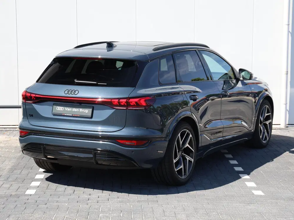 Audi Q6 e-tron S-Line 83 kWh 252 pk uit 2026, foto 5