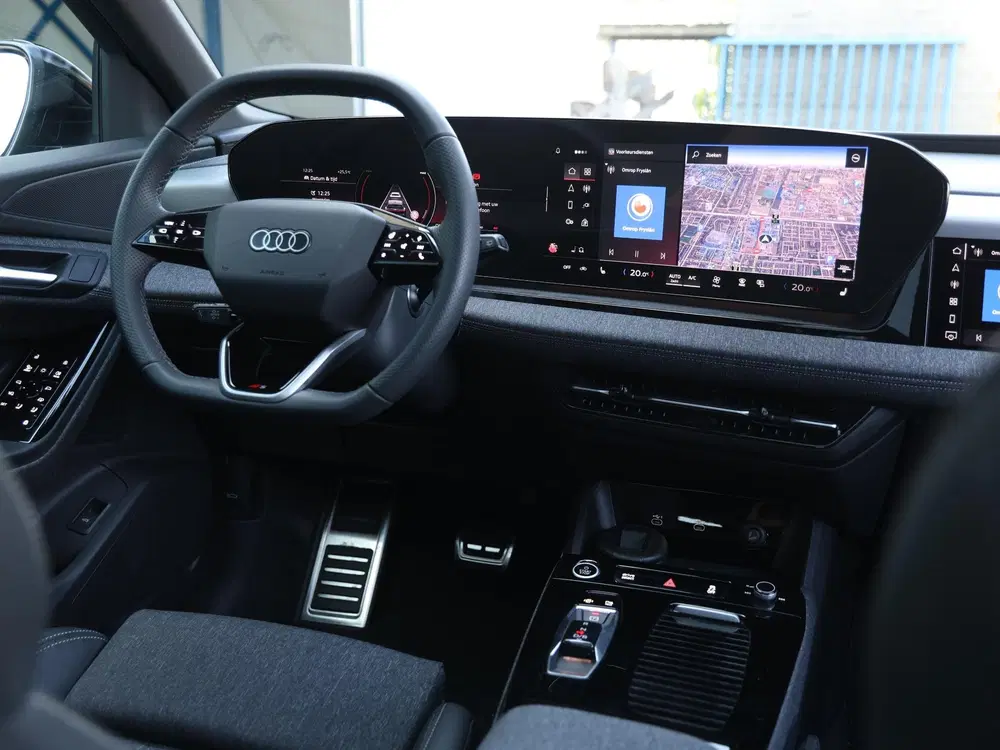 Audi Q6 e-tron S-Line 83 kWh 252 pk uit 2026, foto 7