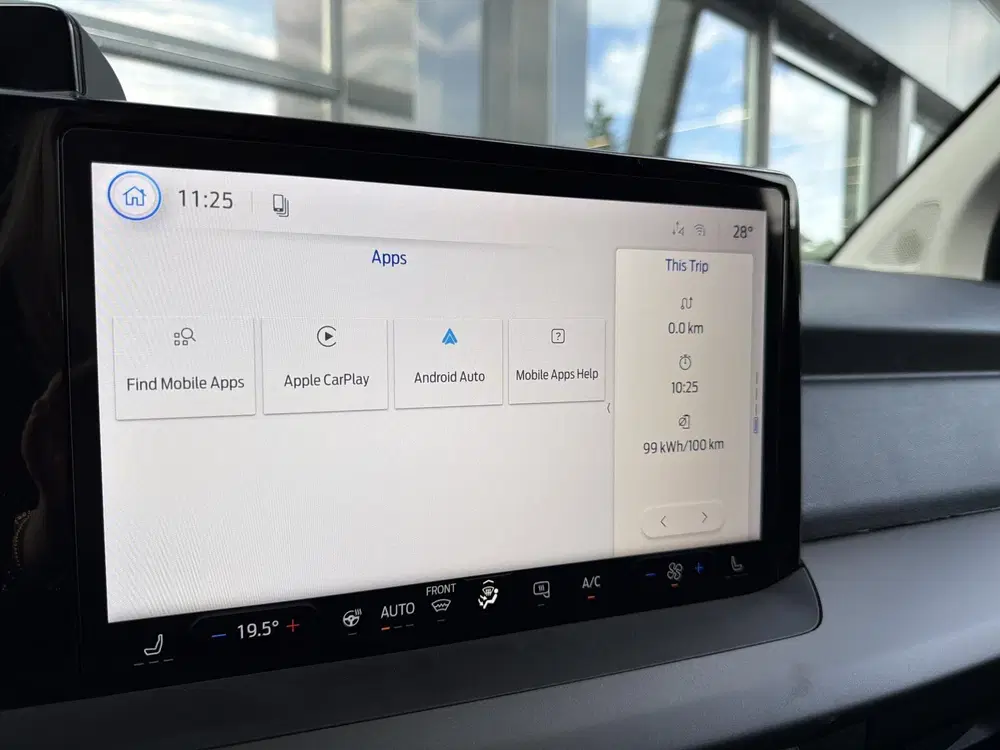 Ford Transit Courier Limited 44 kWh uit 2026, foto 16