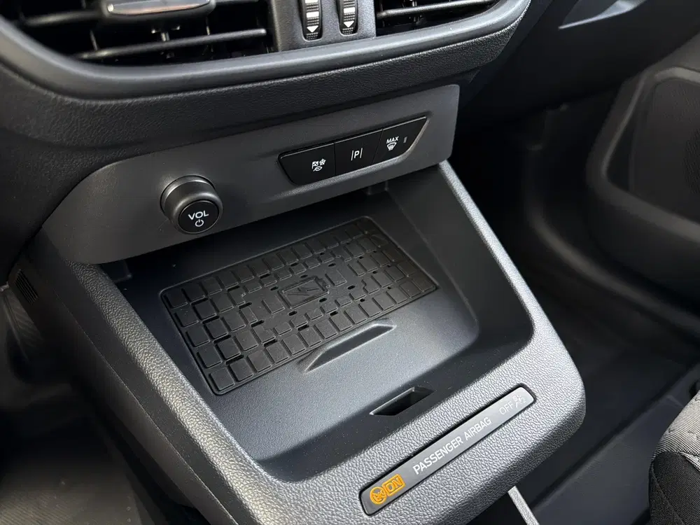 Ford Transit Courier Limited 44 kWh uit 2026, foto 18