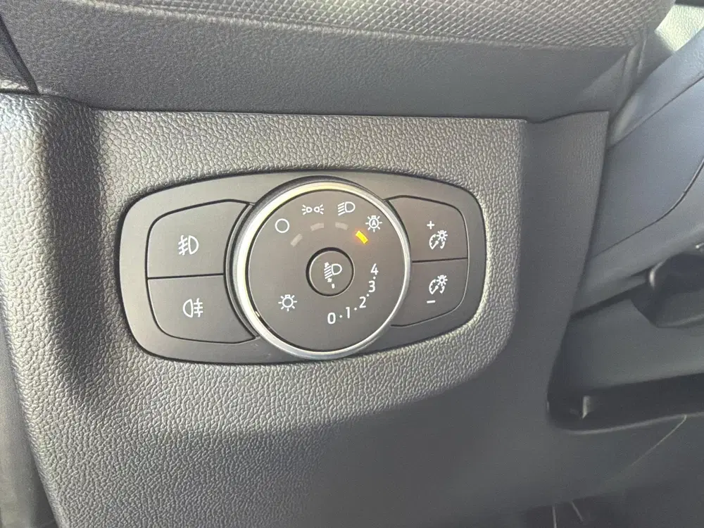 Ford Transit Courier Limited 44 kWh uit 2026, foto 19