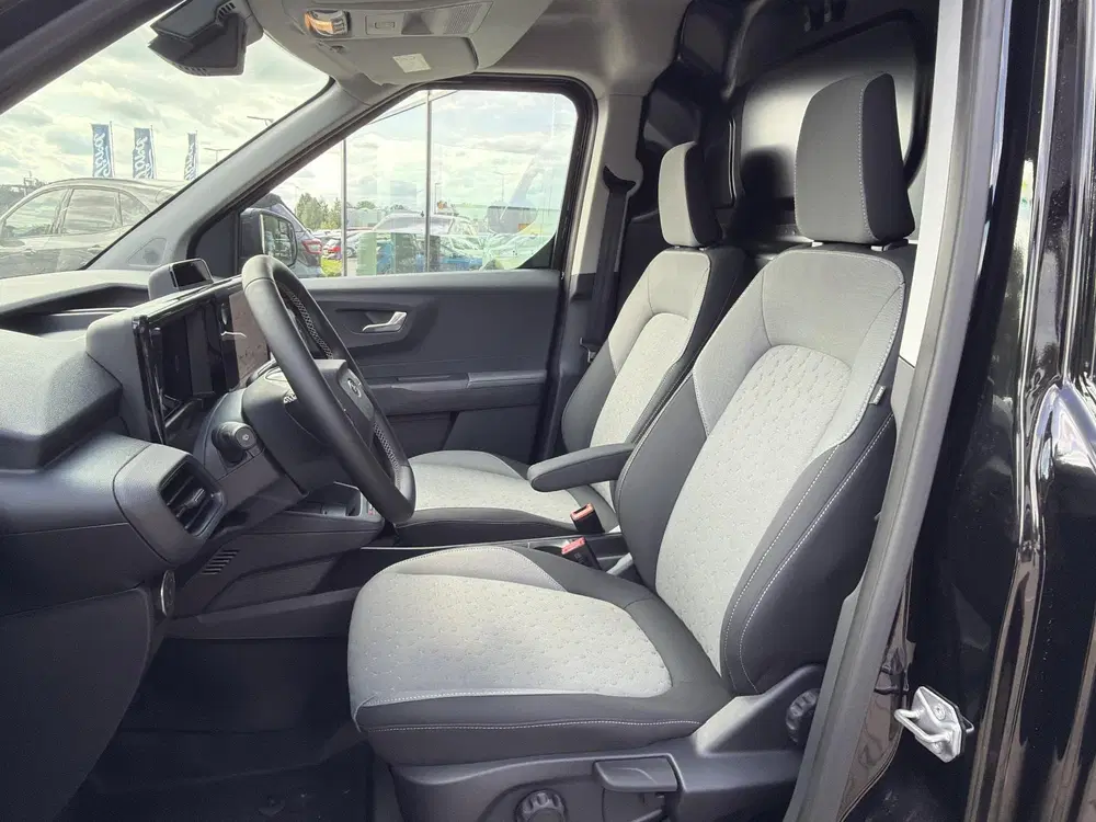 Ford Transit Courier Limited 44 kWh uit 2026, foto 20