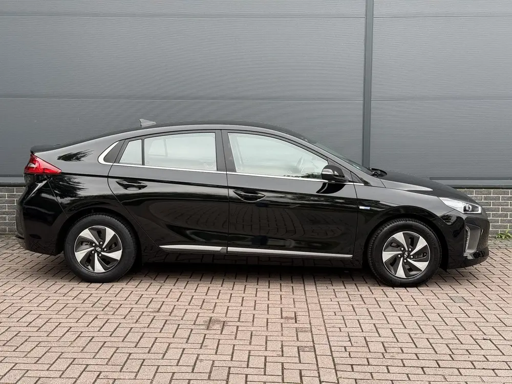 Hyundai IONIQ 1.6 GDi Comfort uit 2019, foto 9