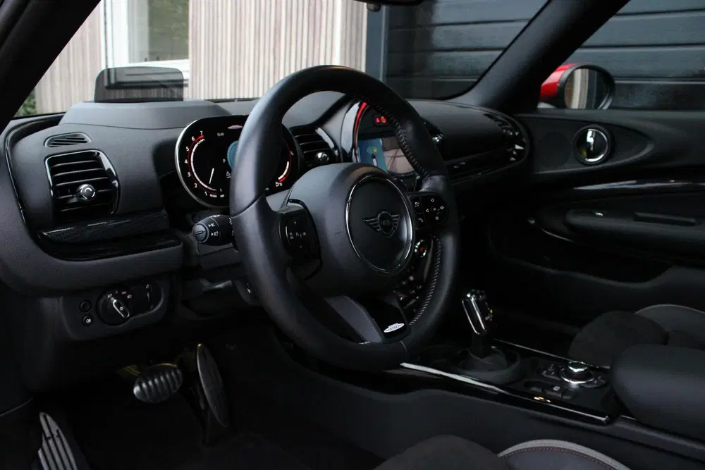 Mini Clubman 2.0 JCW ALL4 John Cooper Works PANO uit 2021, foto 16