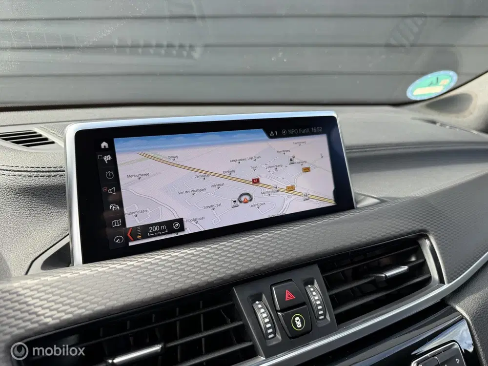 BMW X2 sDrive18i Executive M-Sport Kuipstoel uit 2023, foto 19