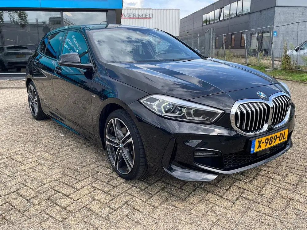 BMW 1-serie 118i Executive M-Sport Nieuw staat Dealer uit 2023, foto 15