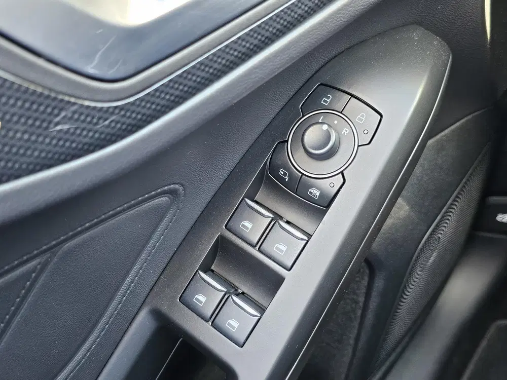 Ford Focus 1.0 EcoBoost Hybrid ST Line uit 2025, foto 13