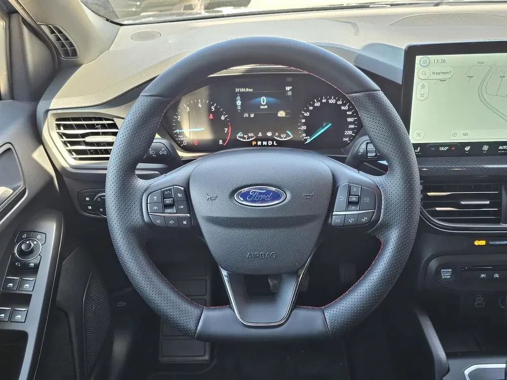 Ford Focus 1.0 EcoBoost Hybrid ST Line uit 2025, foto 19