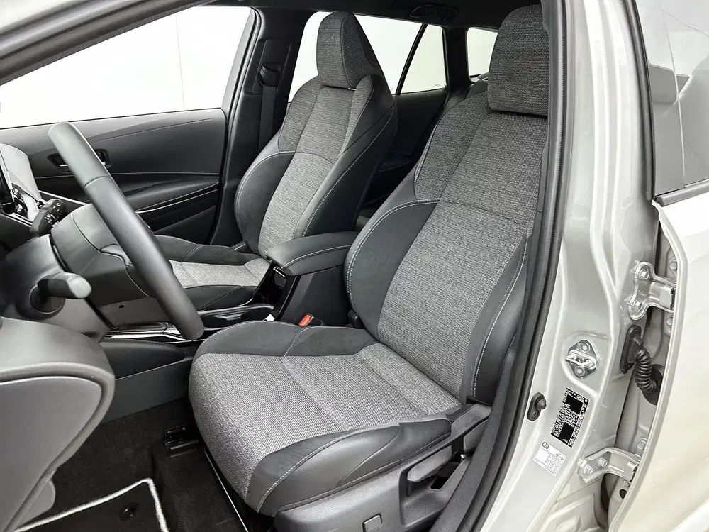 Toyota Corolla Hybrid 140 pk Dynamic Automaat uit 2025, foto 16