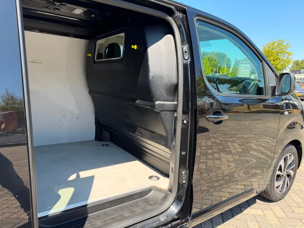 Citroën Jumpy Citroen Jumpy 2.0 BlueHDI 180pk automaat X uit 2019, foto 18