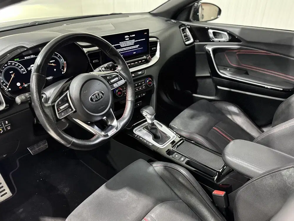 Kia ProCeed GT uit 2021, foto 7
