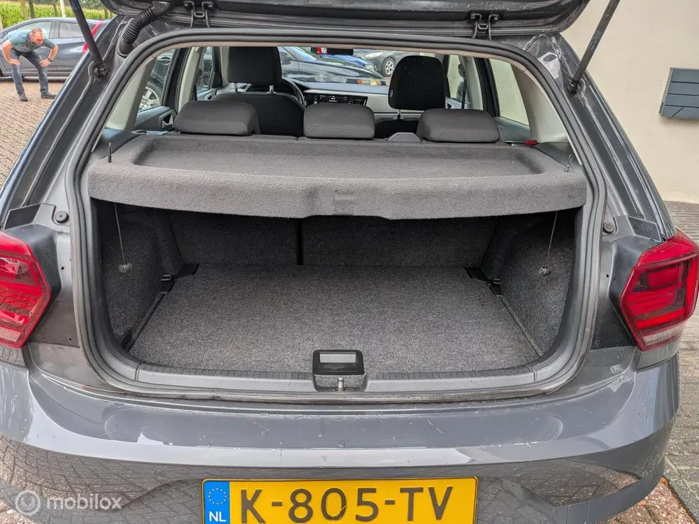 Volkswagen Polo 1.0 TSI Comfortline Business uit 2021, foto 12