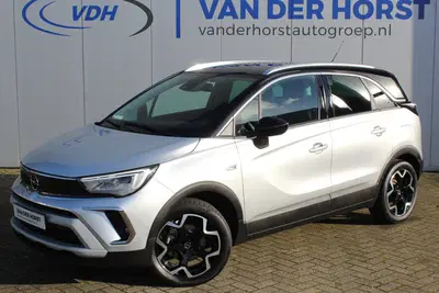 Opel Crossland 1.2-110pk Turbo 'Elegance'. Mooie en luxe uit 2023