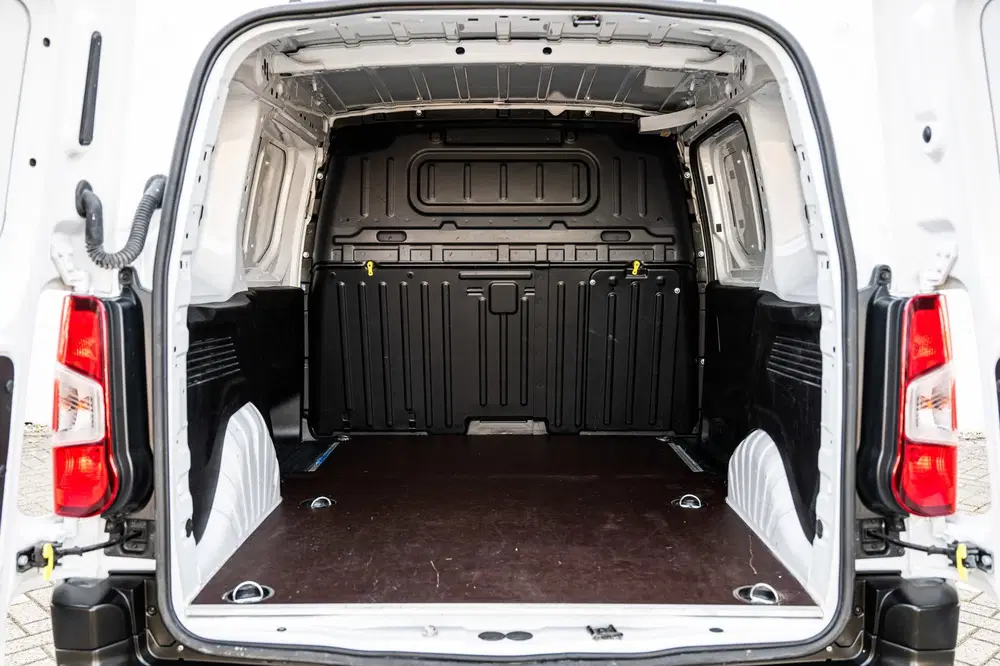 Citroën Berlingo Citroen Berlingo 1.2 PureTech 110pk S&S L1 uit 2024, foto 10