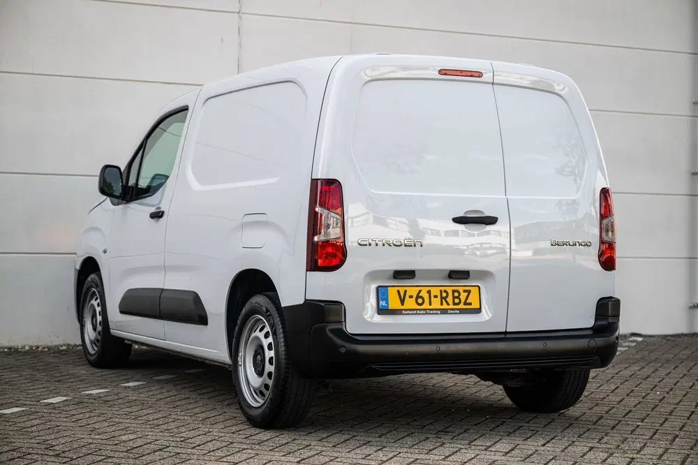 Citroën Berlingo Citroen Berlingo 1.2 PureTech 110pk S&S L1 uit 2024, foto 11