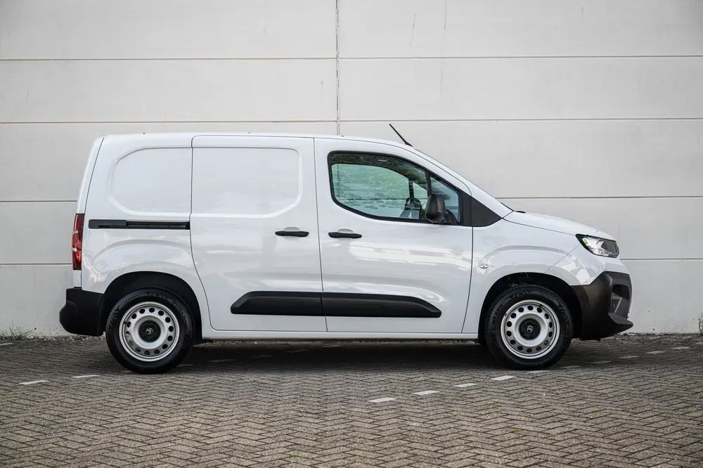Citroën Berlingo Citroen Berlingo 1.2 PureTech 110pk S&S L1 uit 2024, foto 7