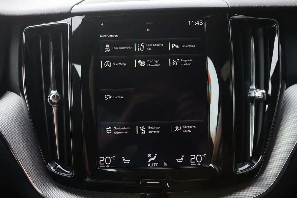 Volvo XC60 2.0 T4 R-Design LED/Leder/Navi/Camera/CarPlay/Vir uit 2019, foto 15