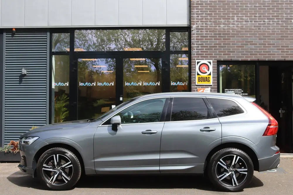 Volvo XC60 2.0 T4 R-Design LED/Leder/Navi/Camera/CarPlay/Vir uit 2019, foto 3