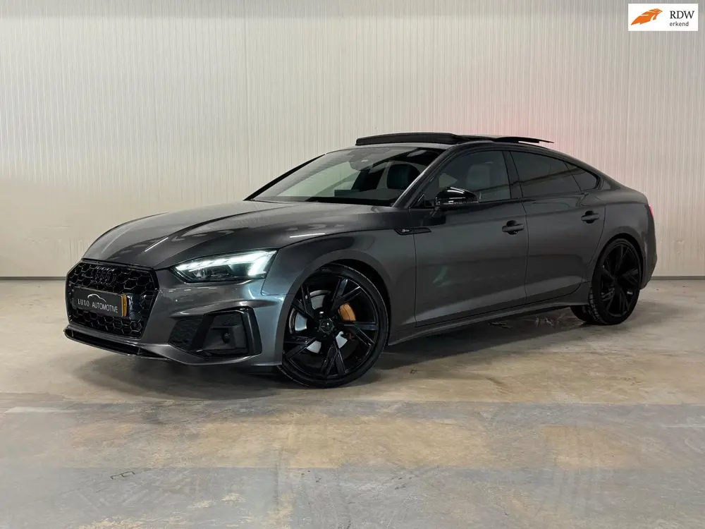 Audi A5 40 TFSI S edition Competition uit 2021