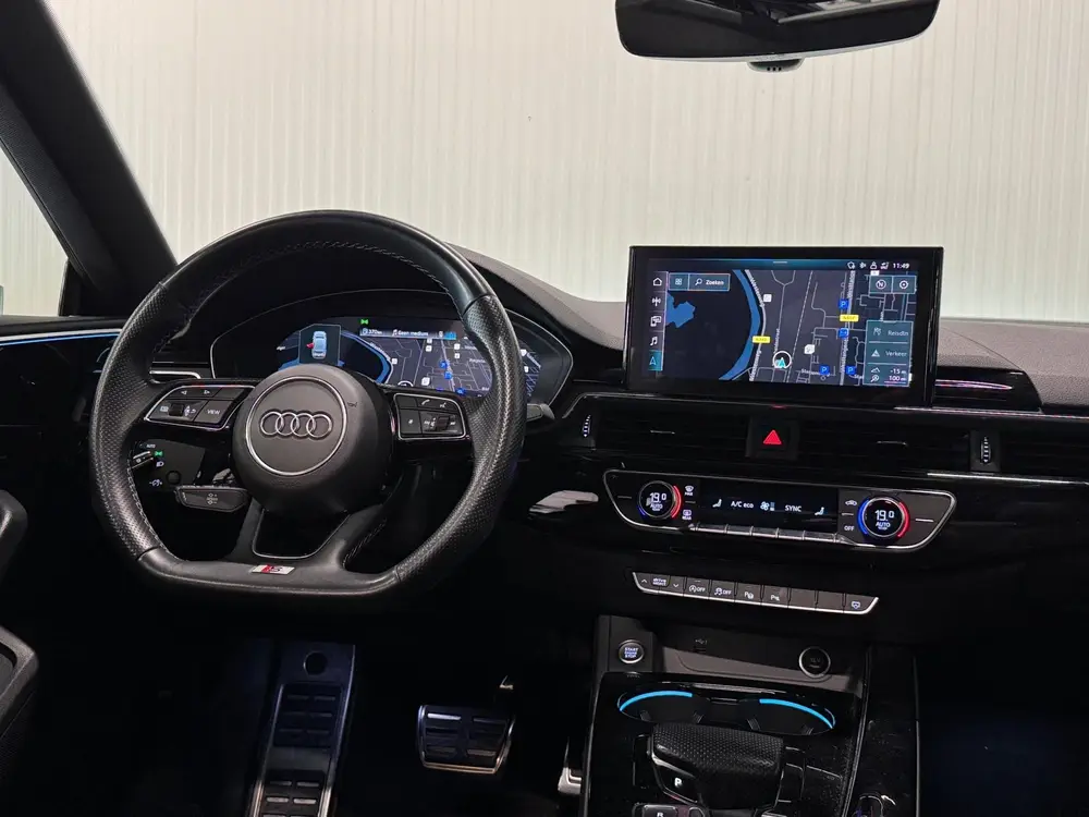 Audi A5 40 TFSI S edition Competition uit 2021, foto 10