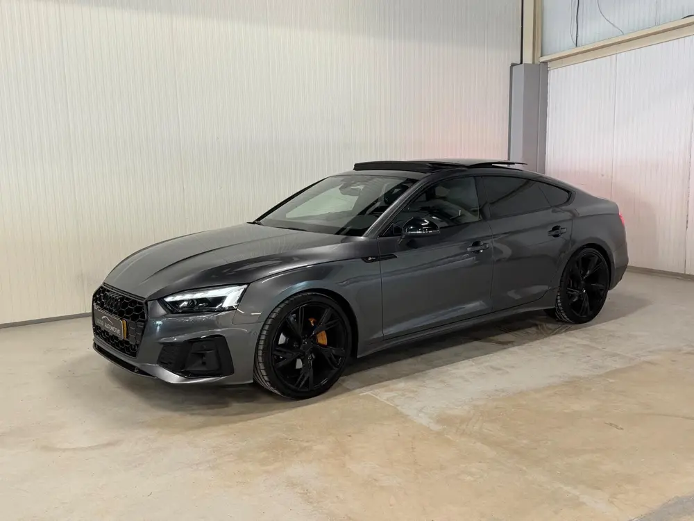 Audi A5 40 TFSI S edition Competition uit 2021, foto 12
